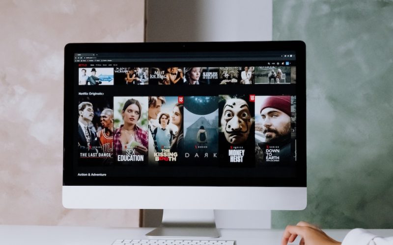 7 séries curtinhas para relaxar depois do trabalho
Foto: Reprodução / Pexels